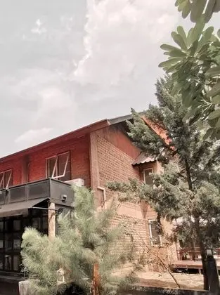 Srinual Lodge