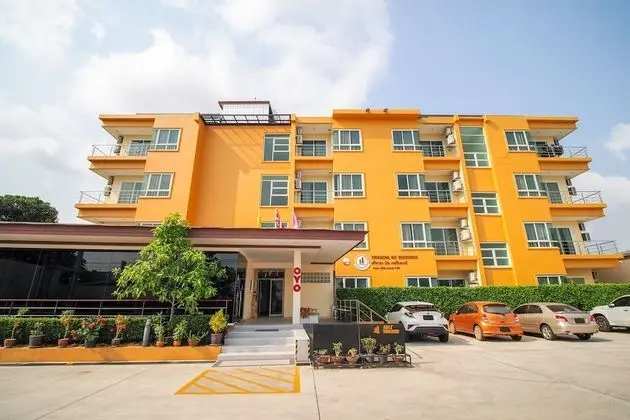Sriracha Biz Residence - Dış Mekan