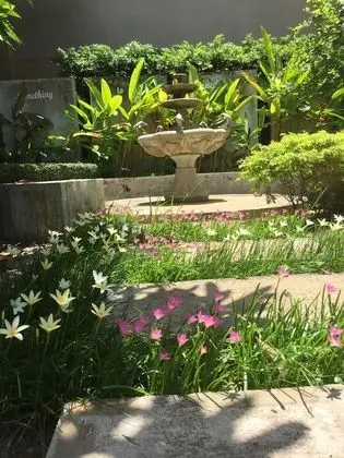 Srisomthai Hotel - Dış Mekan