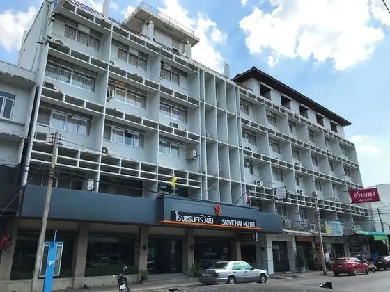 Srivichai Hotel - Dış Mekan