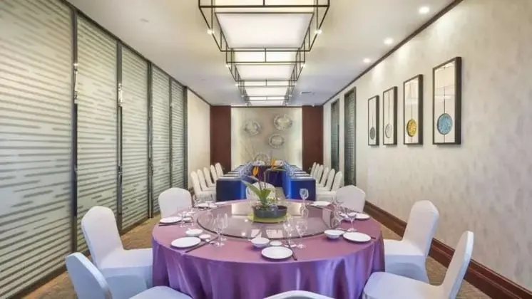 SSAW Boutique Hotel Ningbo Ouhua - Yerinde Yemek