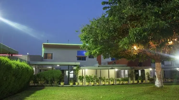 Ssnit Guest House
