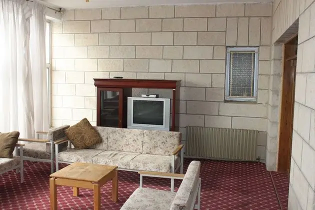 St Andrews Guesthouse Ramallah - İç Mekan