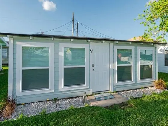 St. Charles Bay Cottage #9 - Little Devil