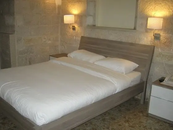 St. Georges Cathedral Pilgrim Guesthouse - Oda