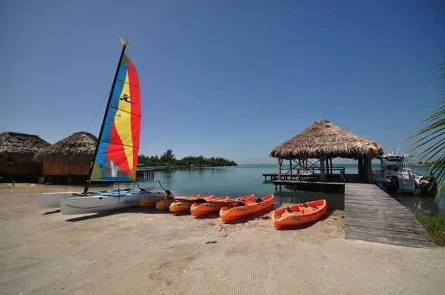 St. George's Caye Resort - Plaj