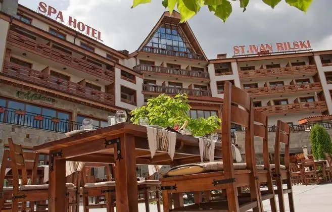 St. Ivan Rilski Hotel & Apartments