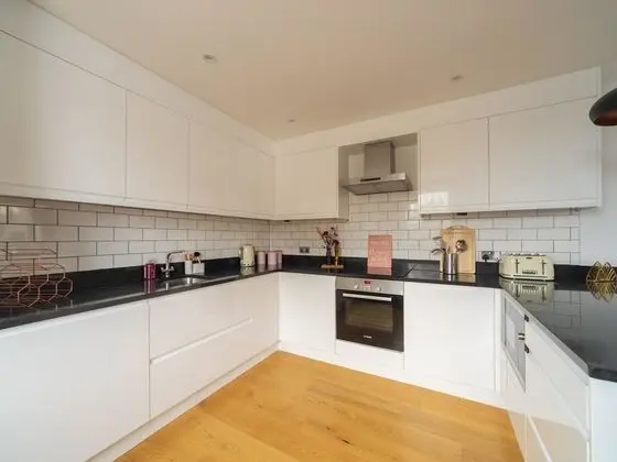 St Johns Road Apartments - Mutfak