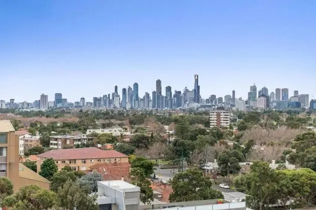 St Kilda Penthouse with Panaromic Bay and City View - Oda Manzaraları