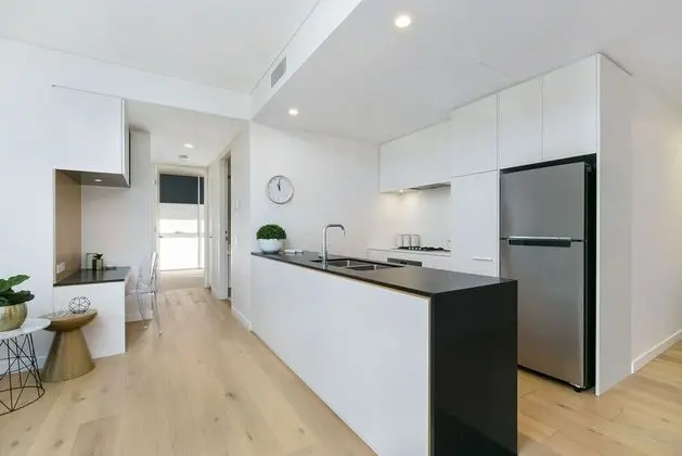 St Leonards Self-Contained Apart 803 NOR - Mutfak