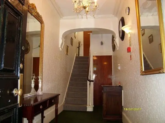 St Martin's Guest House - İç Mekan
