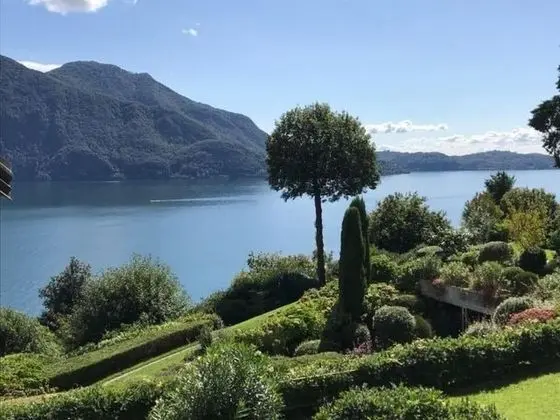 St Maurice Smile Apartment With Pool Beach and Lake View