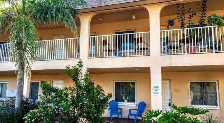 St.Pete Beach Condo - 5 Min Walk to Beach - Dış Mekan