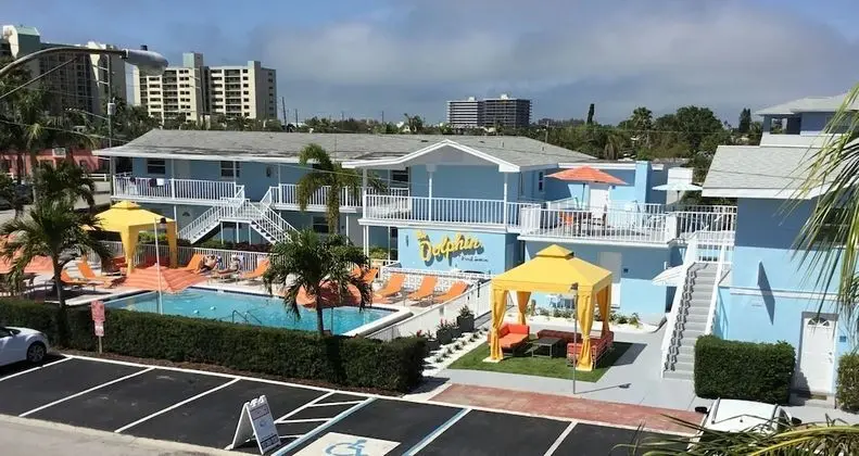 St Pete Beach Suites - Dış Mekan
