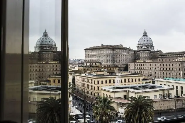 St Peter Bed In Rome