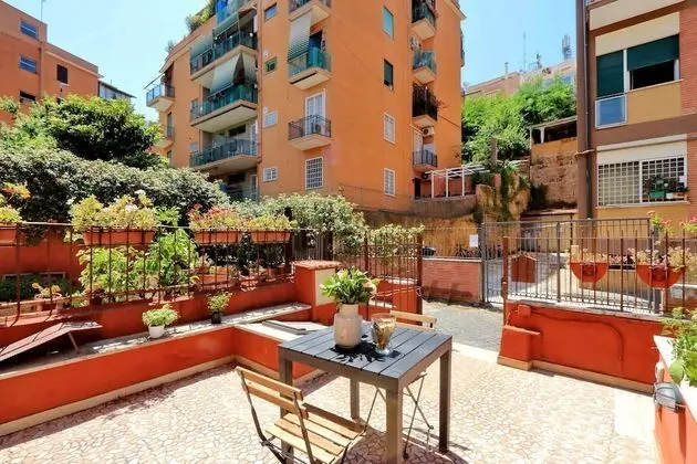 St Peter Station Holiday Home