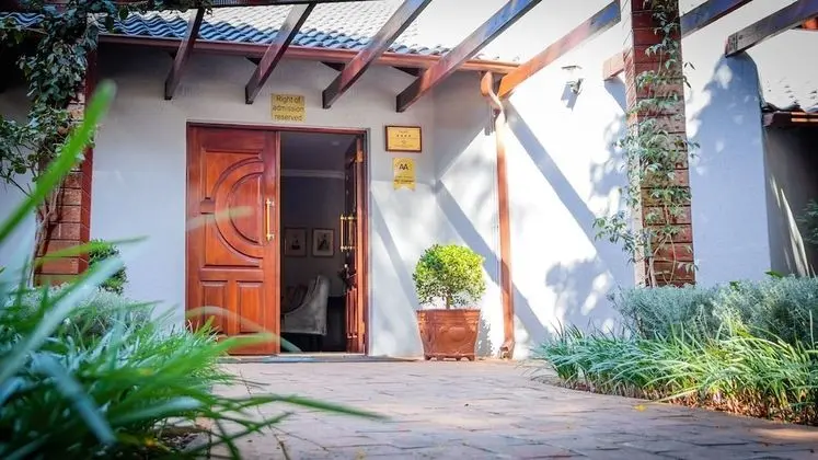 St Peter's Place Boutique Hotel - Dış Mekan