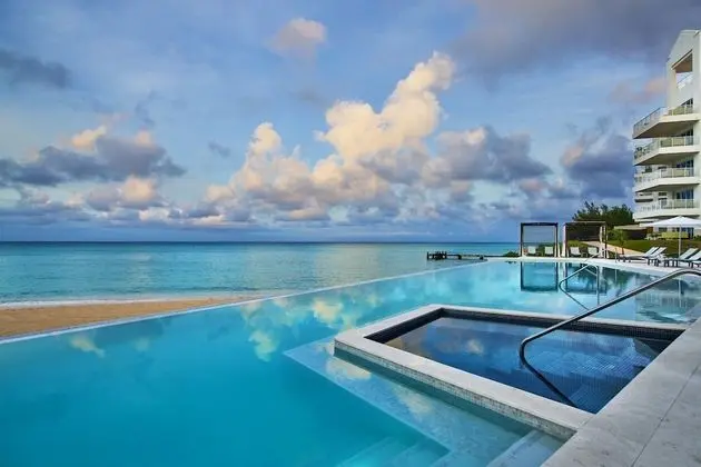 The St. Regis Bermuda Resort - Havuz