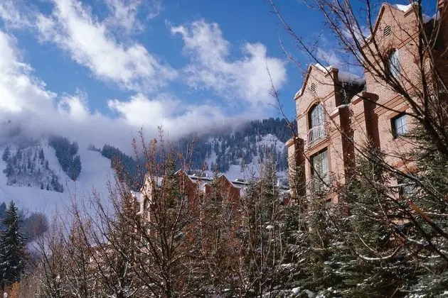St. Regis Residence Club, Aspen - Misafir Tesisleri ve Hizmetleri