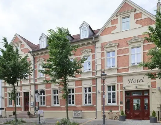 Hotel Stadt Beelitz - Dış Mekan