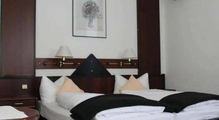 Stadt-Gut-Hotels - Das Kleine Hotel - Genel