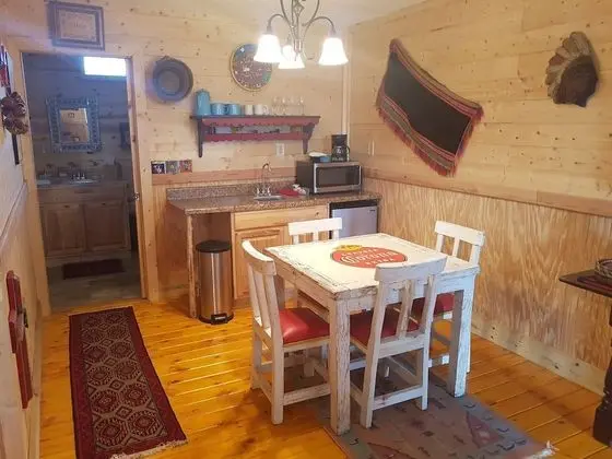 Stagecoach Cabins - Oda Düzeni