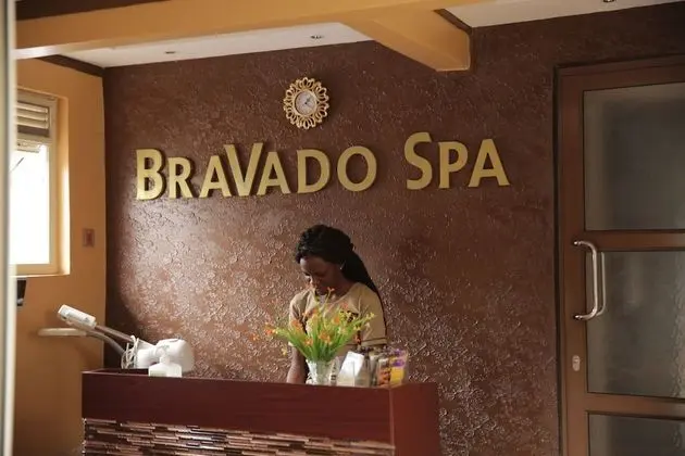 Stallion Place Hotel - Bed and Breakfast - Spa