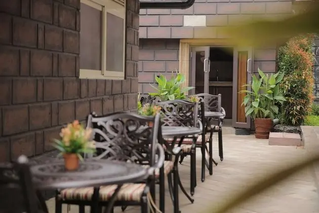 Stallion Place Hotel - Bed and Breakfast - Yerinde Yemek
