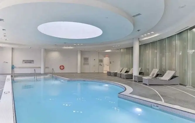 Stallion Suites Opp CN Tower & Scotiabank Arena - Havuz