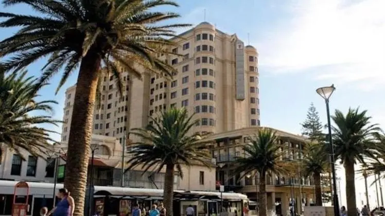 Stamford Grand Adelaide