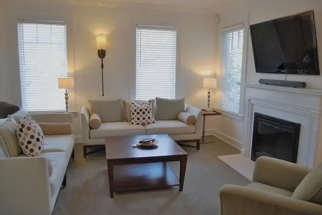 Standish House 3BR 2 5BA A - Includes Bi-weekly Cleanings - Oda