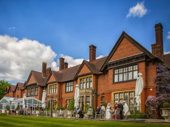 Stanhill Court 