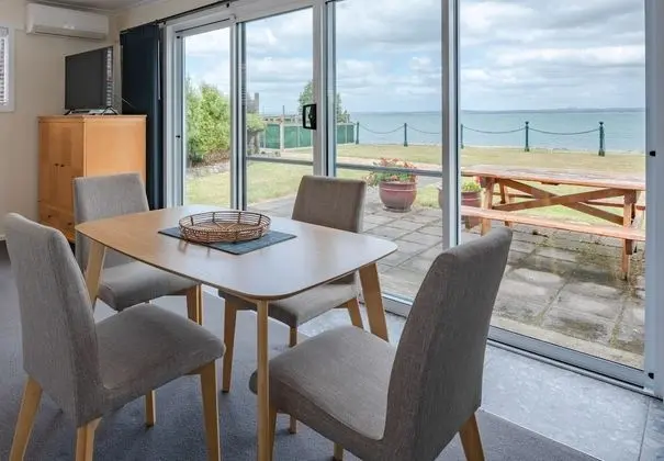 Stanley Village Waterfront Accommodation - Yerinde Yemek