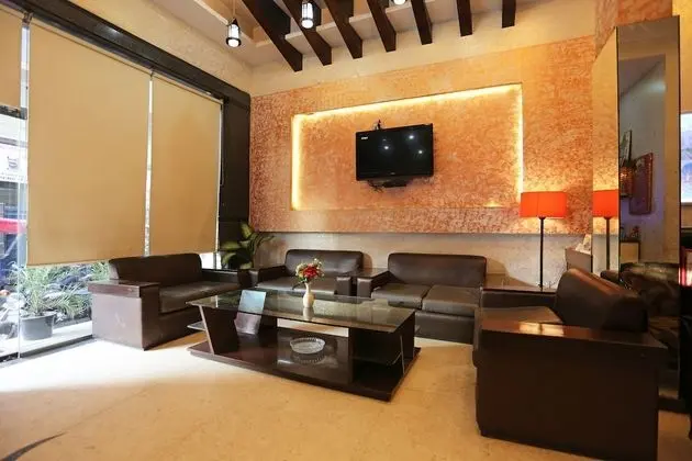 Hotel Star Plaza - Lobi
