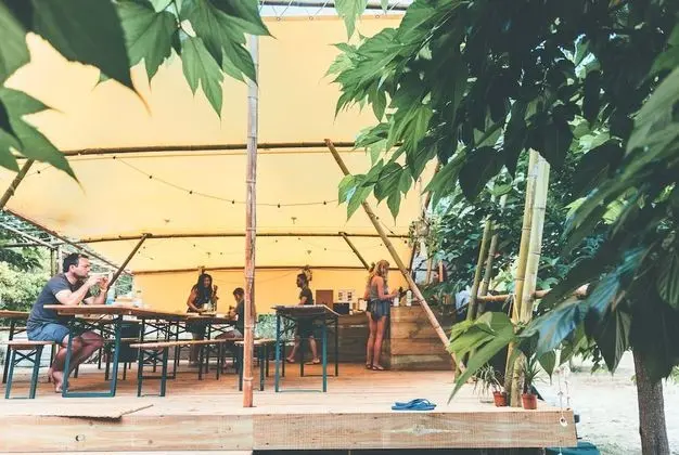 Star Surf Camps Moliets - Yerinde Yemek