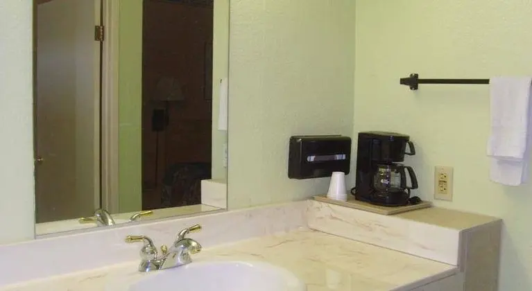 Stardust Inn I-805 Naval Base
