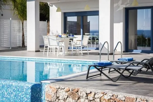 Villa Starfish Large Private Pool Walk to Beach Sea Views A C Wifi Eco-friendly - 2638