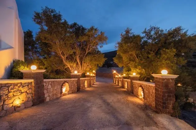 Starlight Luxury Seaside Villa & Suites - Dış Mekan