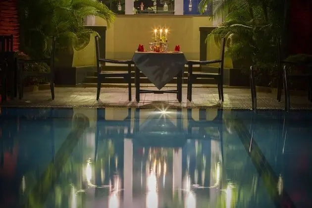 Starry Angkor Hotel - Havuz