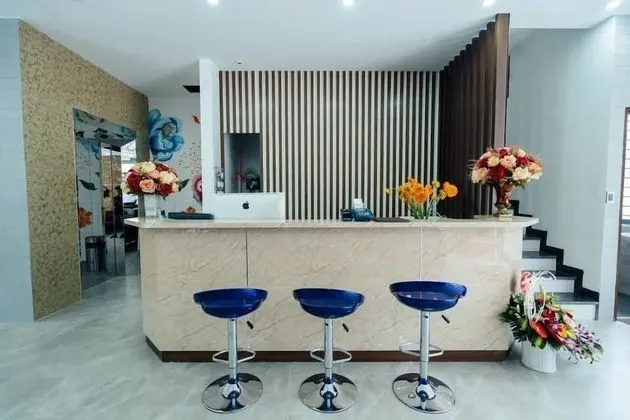 Starway Hotel