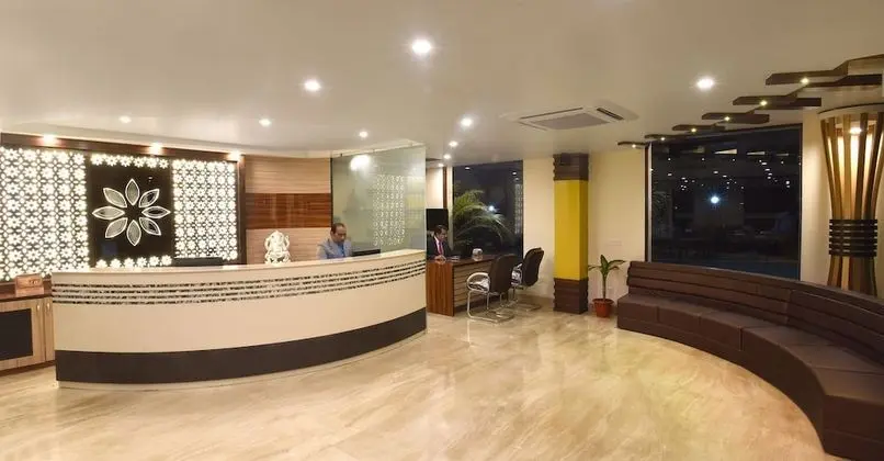 Starz Clarks Inn Mussoorie - Lobi