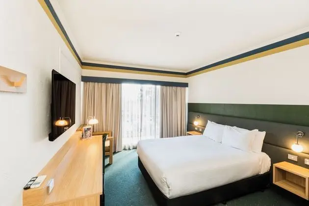 STATESMAN HOTEL