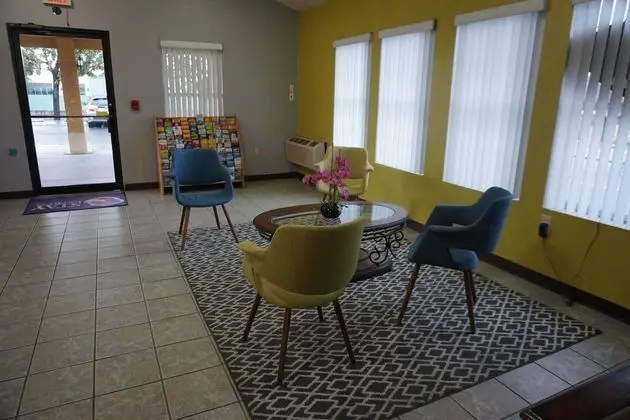Stay Express Inn & Suites Seaworld/Medical Center
