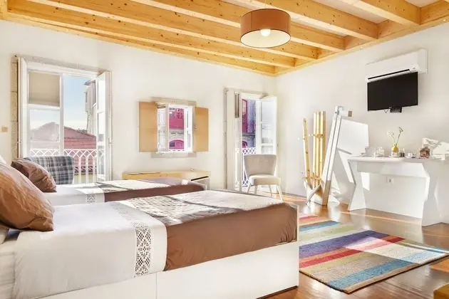 Stay in the Heart of Porto With River View