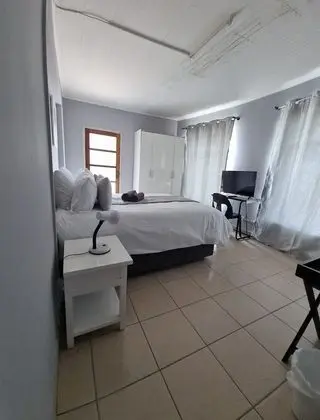 Stay @ Home Airport Lodge - Mutfak