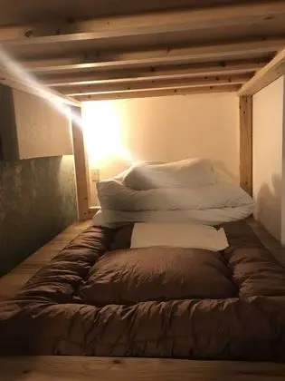 Stay Miya - Hostel