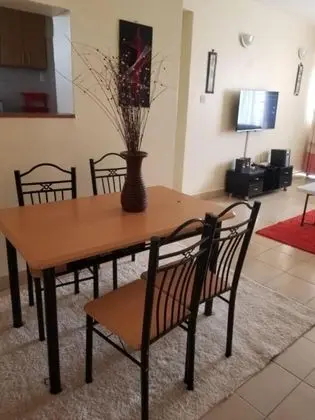 Stay.Plus Blue Bells Apartment Syokimau - Yerinde Yemek