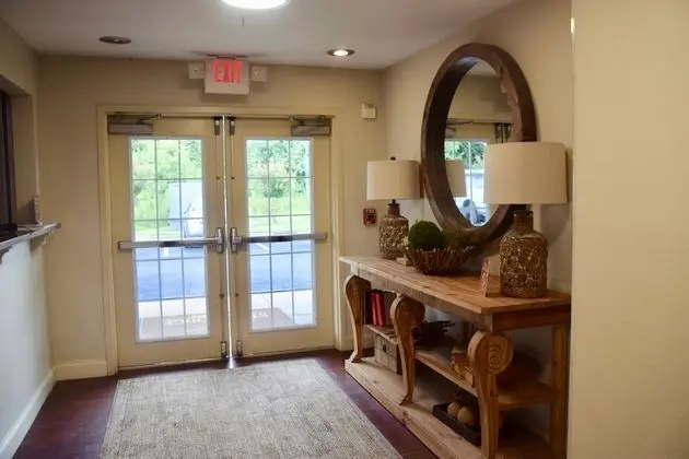 Stay Plus Extended Stay Suites - Lobi