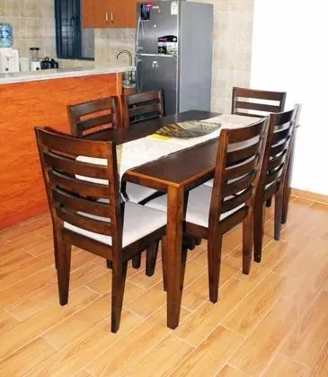 Stay.Plus Hurlingam Family Apartment - Yerinde Yemek