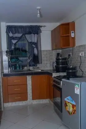 Stay.Plus Kasarani Budget Apartment - Mutfak
